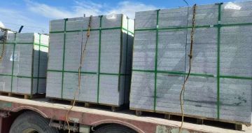 辽宁 芝麻白花岗岩地铺石装车日常