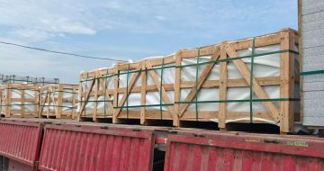 辽宁 芝麻白花岗岩地铺石出口专车-泰国游