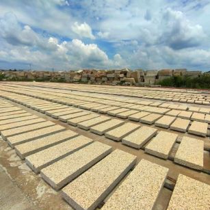 辽宁 黄金麻荔枝面花岗岩石材地铺石防护中