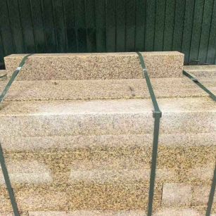 辽宁 黄金麻花岗岩石材机切面栏杆料半成品