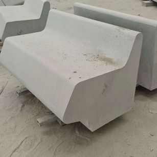 辽宁 芝麻白花岗岩异形坐凳，石凳