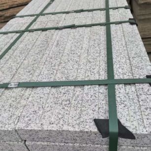 辽宁 白麻花岗岩直行盲道石，盲条，地铺石