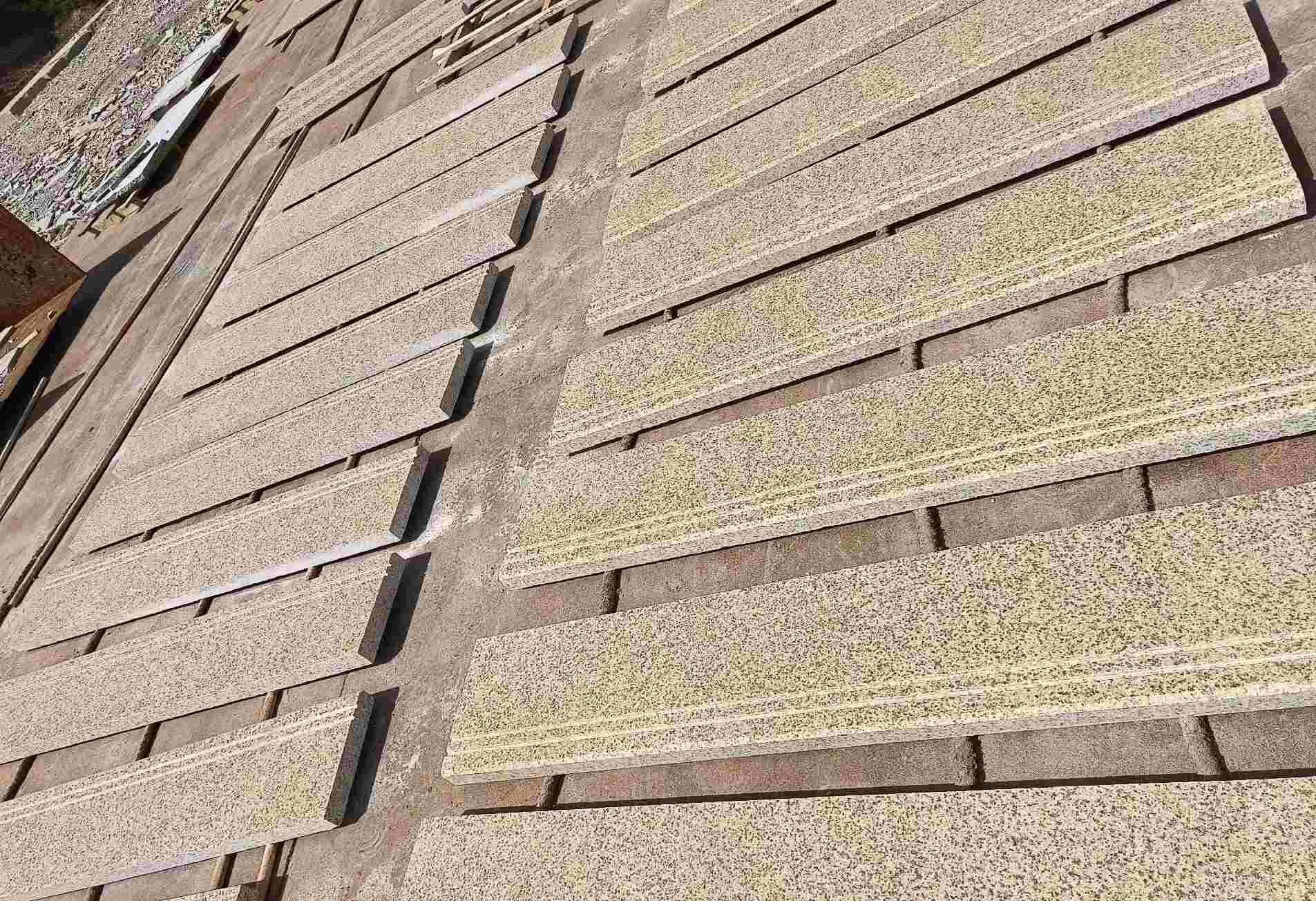 辽宁 黄金麻花岗岩光面楼梯踏步