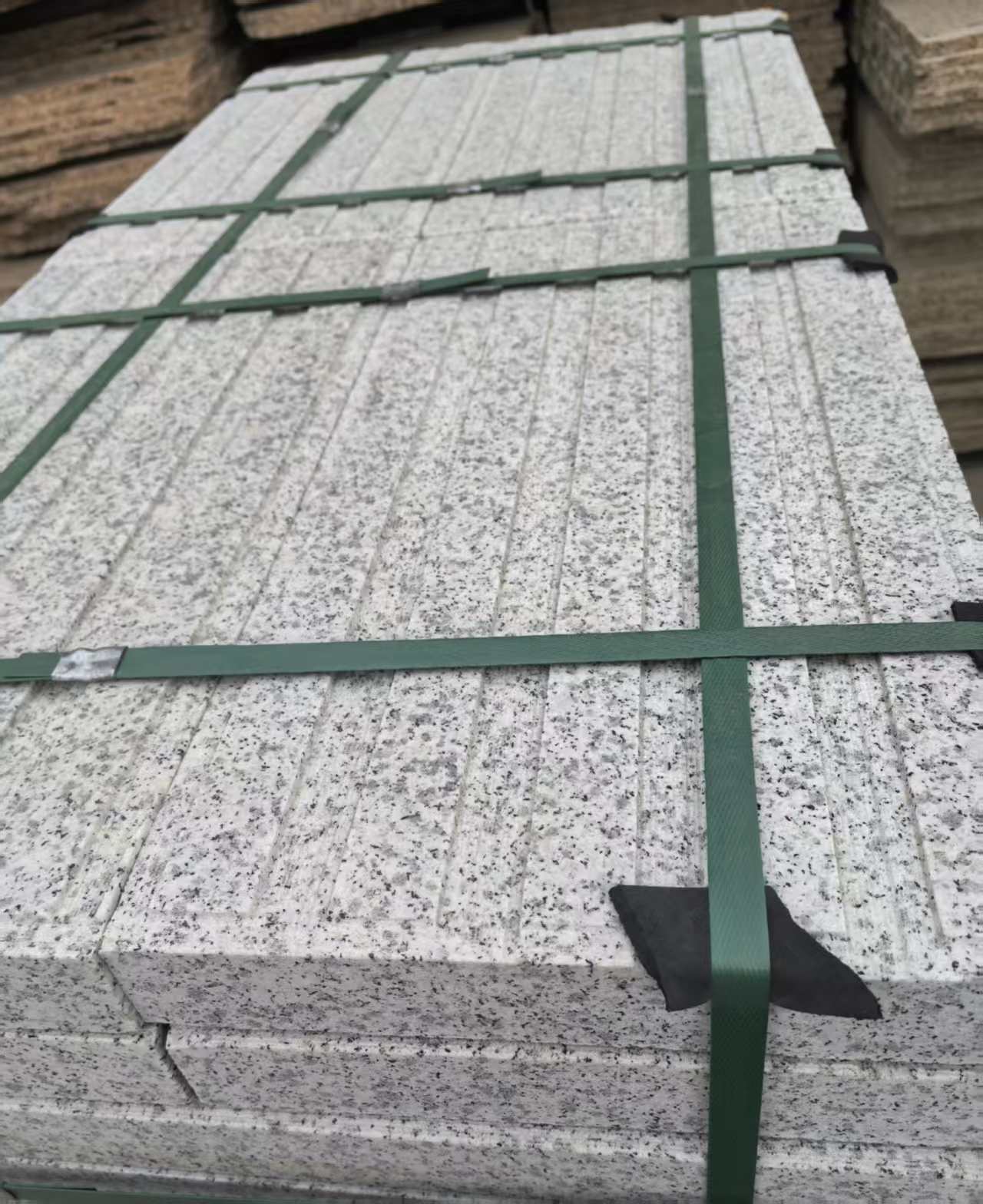 辽宁 白麻花岗岩直行盲道石，盲条，地铺石