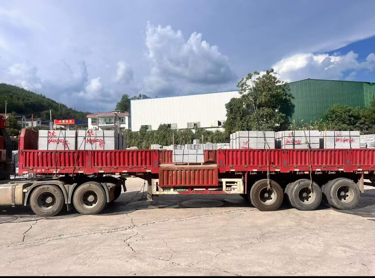 辽宁 芝麻灰花岗岩地铺石出货日常