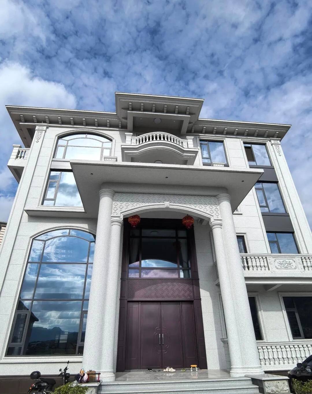 辽宁白麻别墅外墙干挂石材效果示例