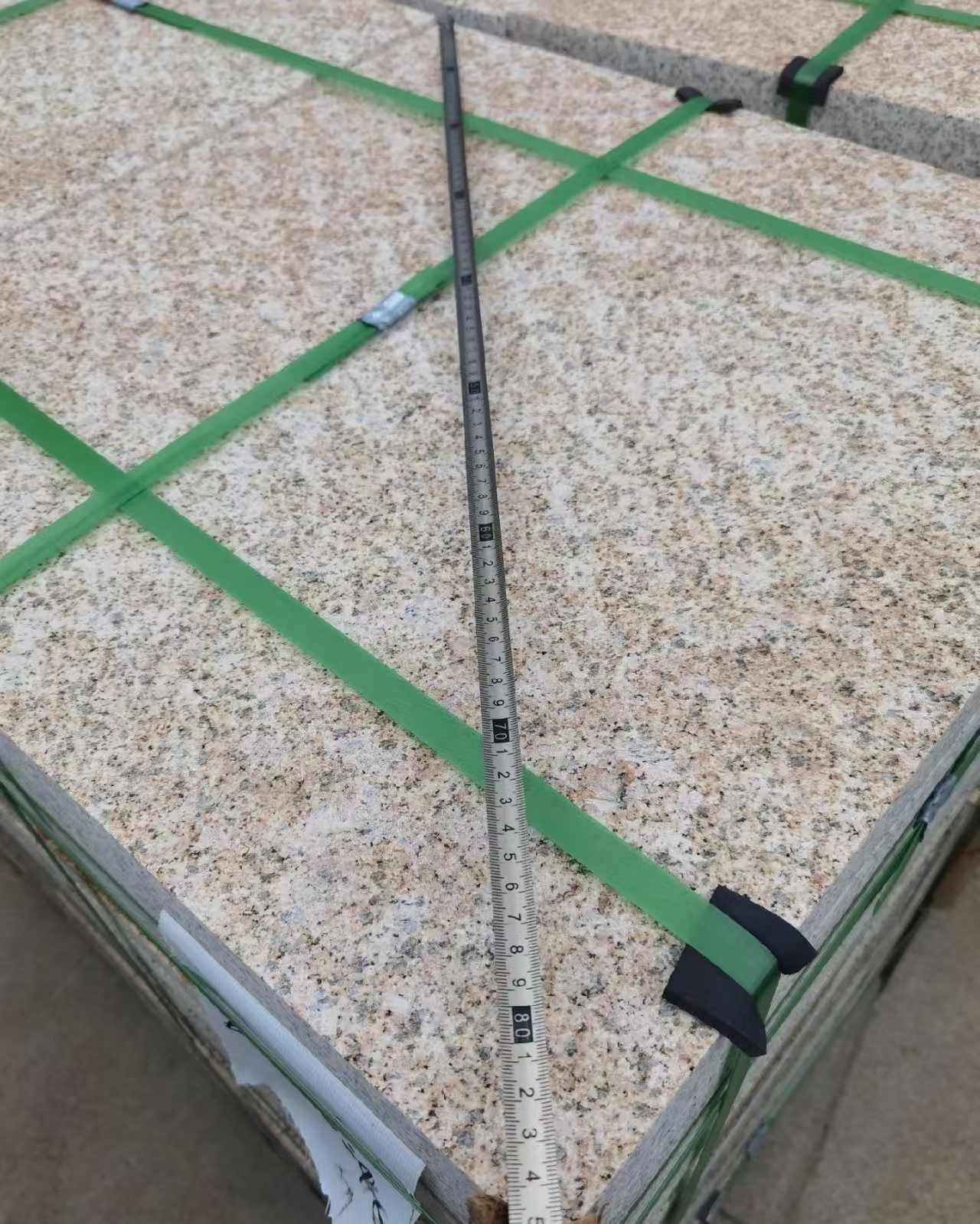 辽宁 黄金麻火烧面地铺石