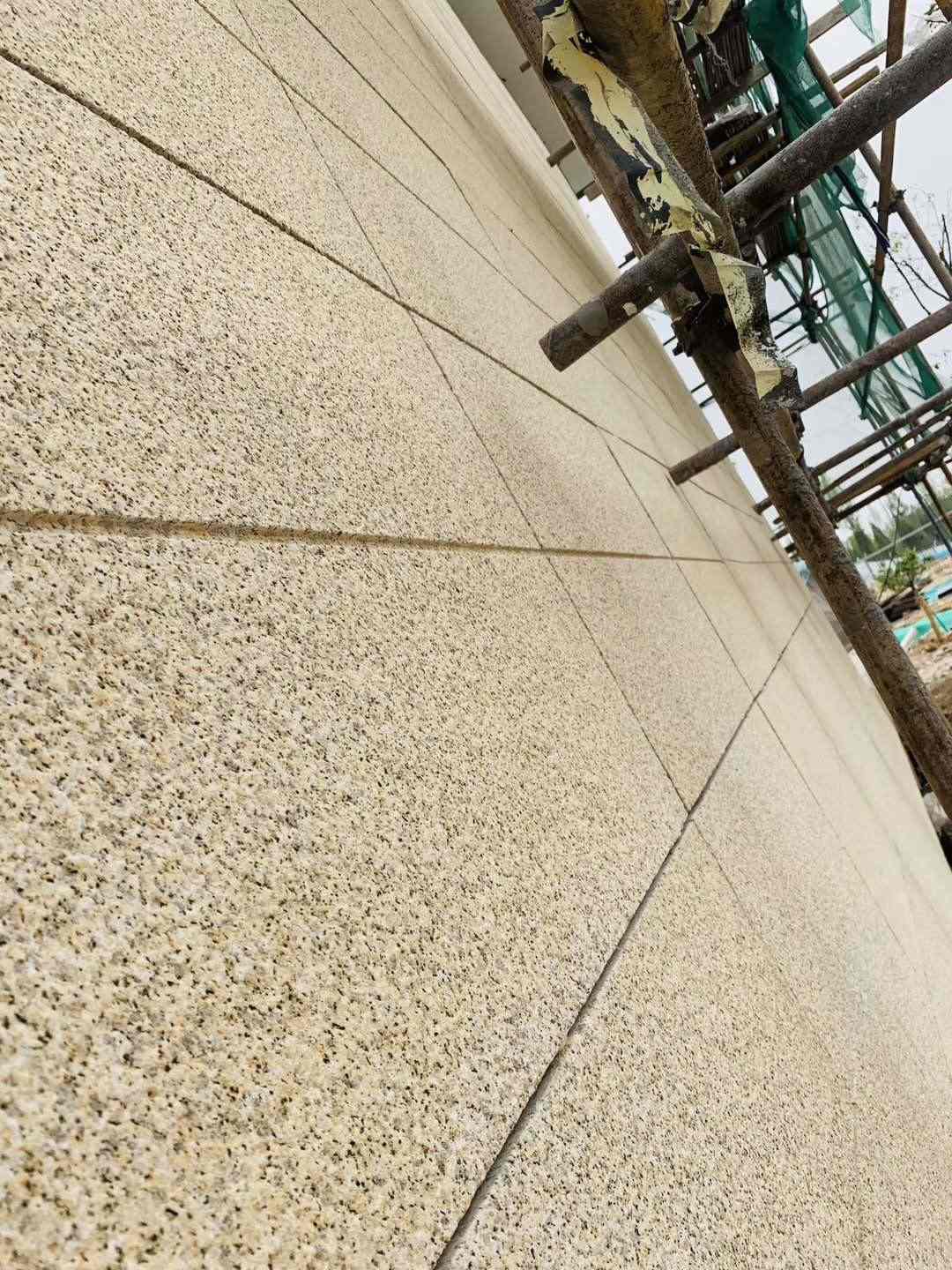 辽宁 黄金麻花岗岩荔枝面外墙干挂石材效果示例